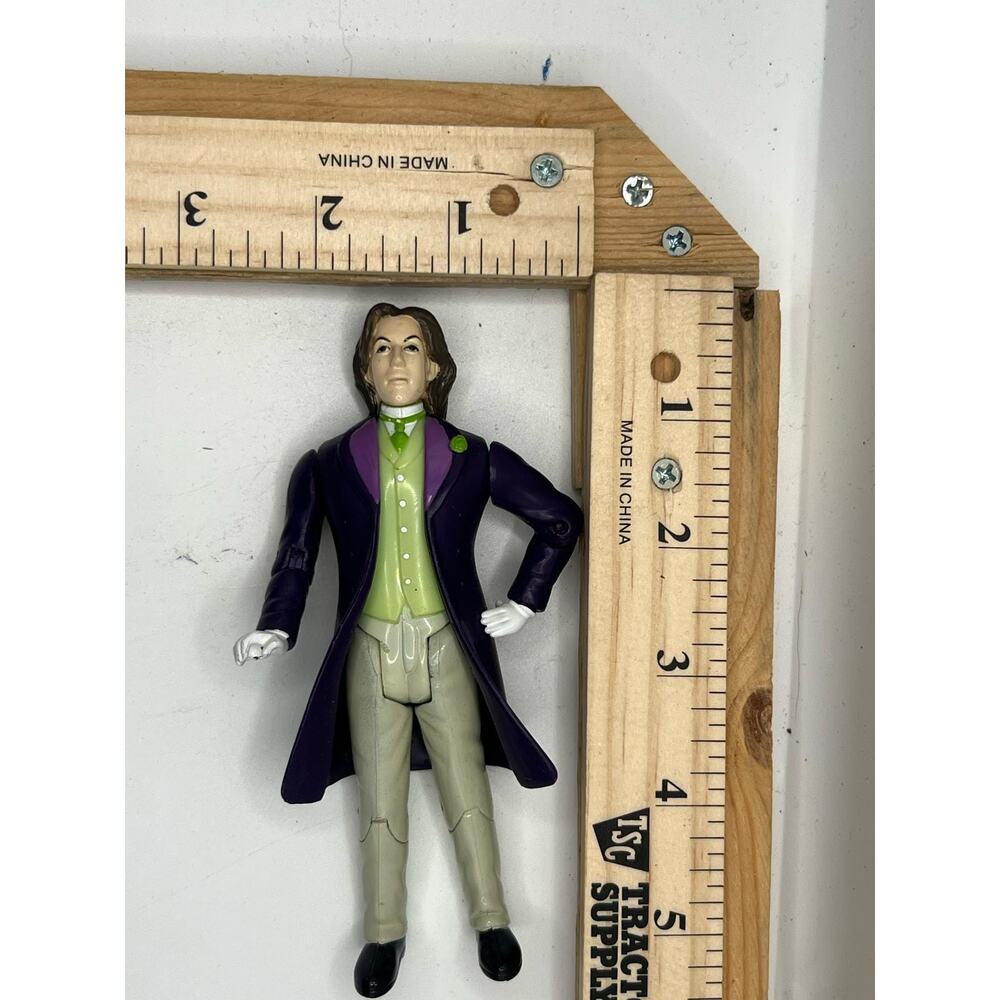 2004 Accoutrement Poseable Joint Purple Coat Figure Vintage Toy Collectible Gift